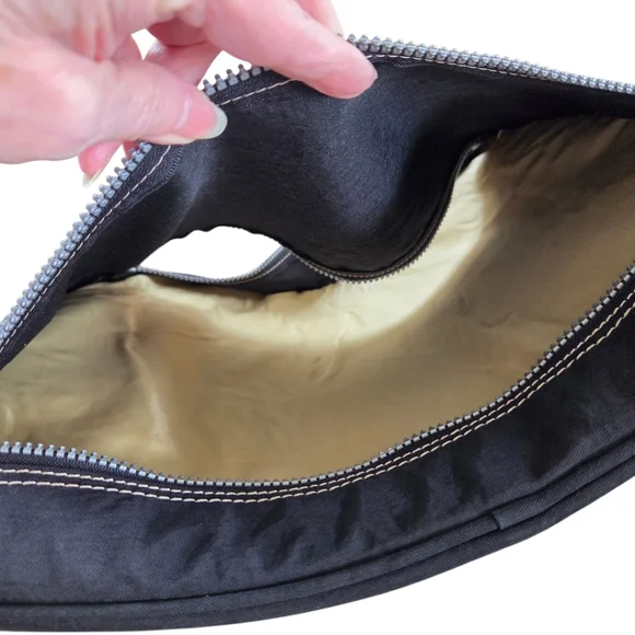 KIPLING Private Transport Messenger Bag Black Unisex - Picture 16 of 16